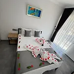 Hotel The Pera *